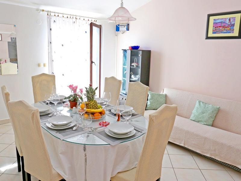 Apartmani Gabric โตรกีร์ ภายนอก รูปภาพ